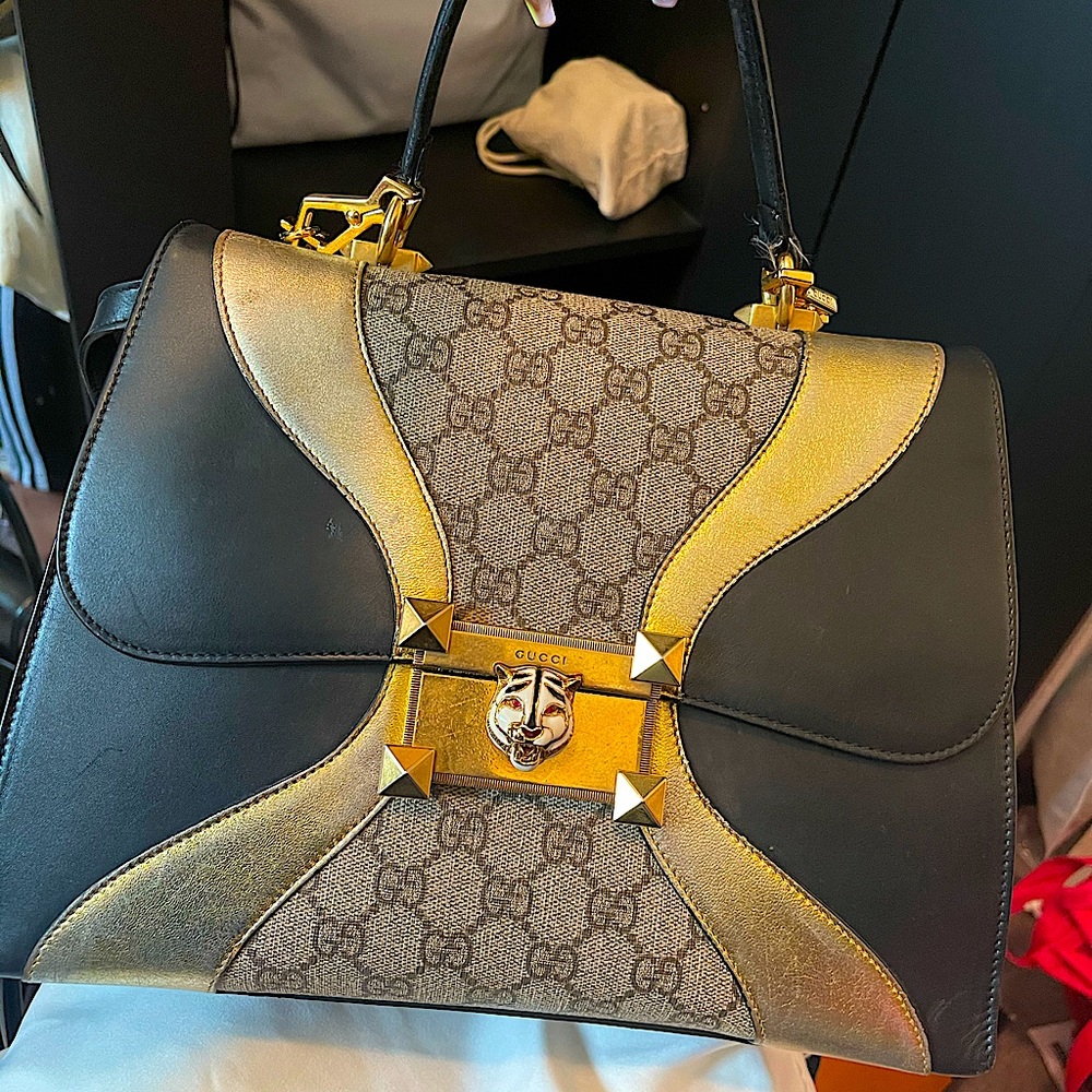 Large Tiger Clasp Gucci Bag
